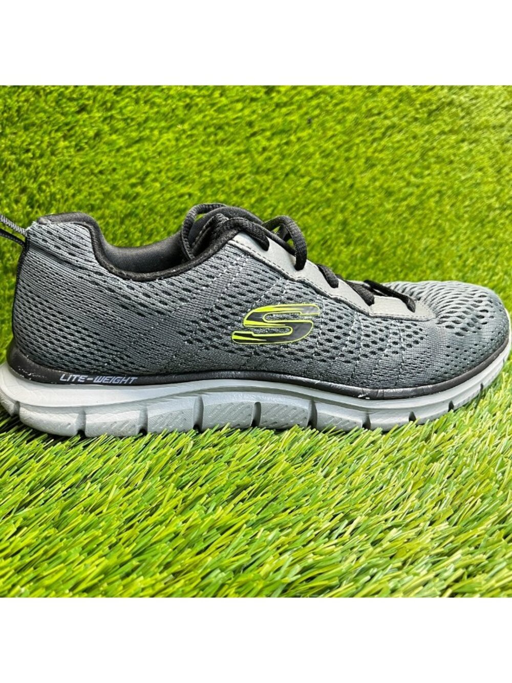 Skechers Track Moulton Mens Size 8 Gray Athletic Running Walking Shoes Sneakers